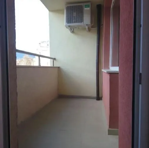 прекрасен в * Sofia