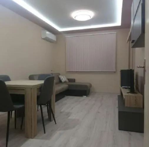 прекрасен в